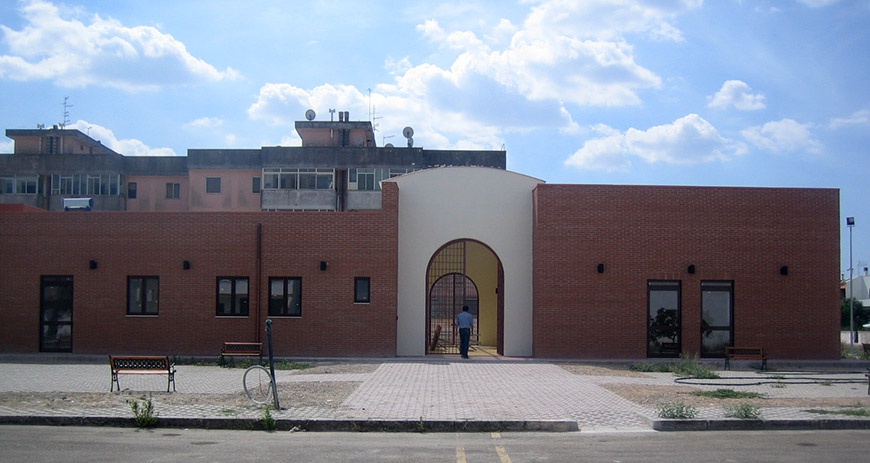 Centro polivalente socio - culturale
